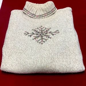 Warm Oatmeal Turtleneck Snowflake ❄️ Sweater